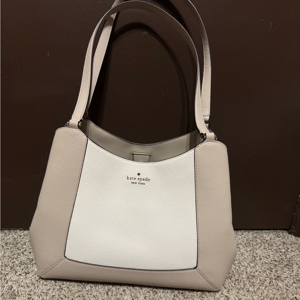 Kate Spade Taupe and White Leather Shoulder Bag